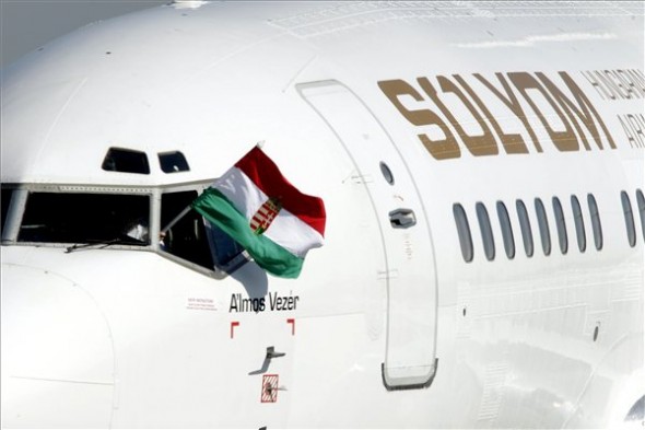 Megérkezett a Sólyom Hungarian Airways első repülőgép Budapestre