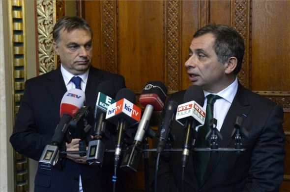 Orbán: folytatni kell az újraiparosítás politikáját