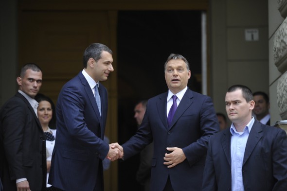 Lázár válthatja Orbánt