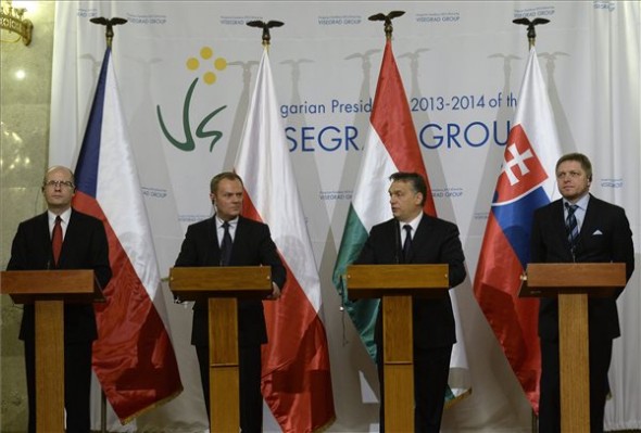 Orbán: operatív törzs létesül 