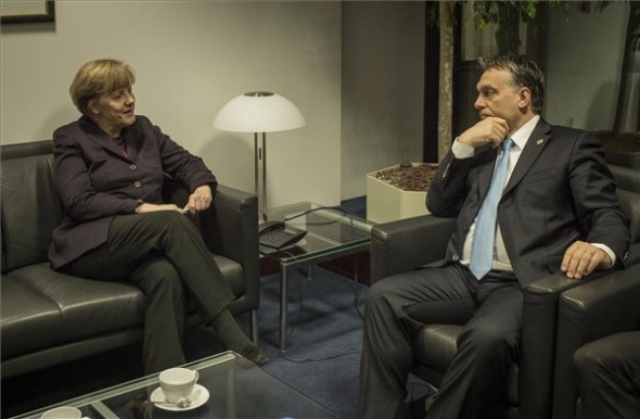 Orbán Merkellel találkozott
