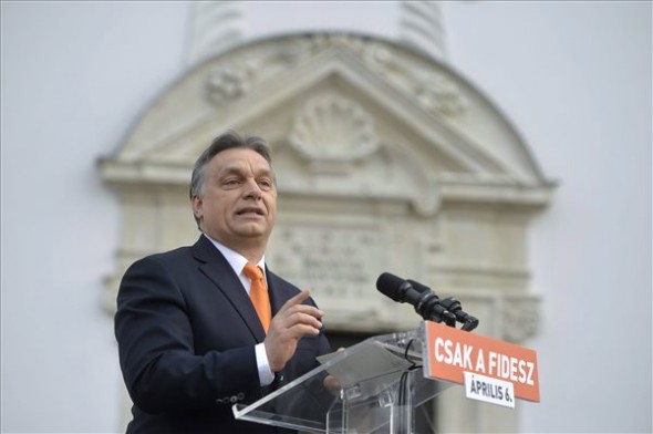 Orbán: amelyik szavazat nem erősít, az gyengít
