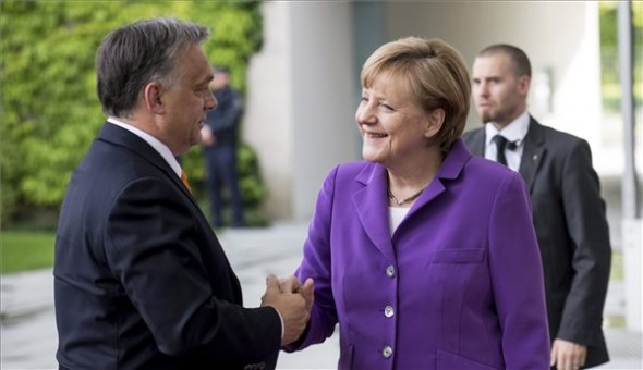 Orbán Berlinben: Németország kiemelt stratégiai szövetségese Magyarországnak
