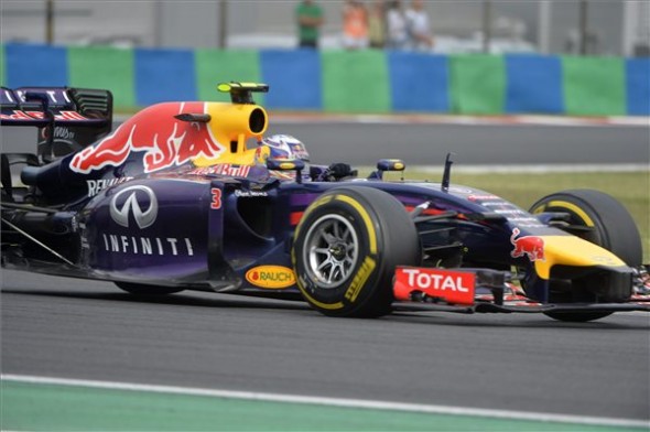Ricciardo nyerte a Magyar Nagydíjat