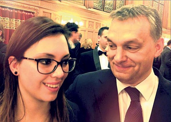 Megzsarolták Orbánékat?