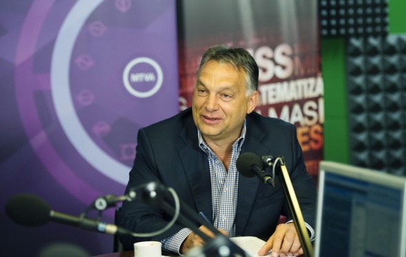 Addig jó, míg Orbán él