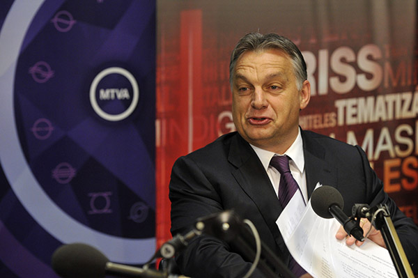 Orbán egyelőre visszavonta az internetadót