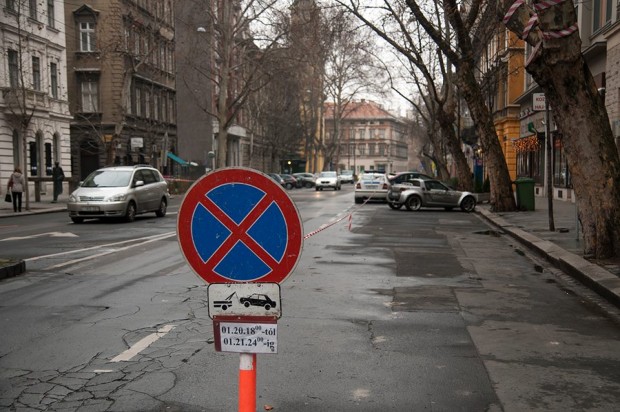 Orbán beszéde miatt másfél napig nem parkolhatnak a Zeneakadémia környékén
