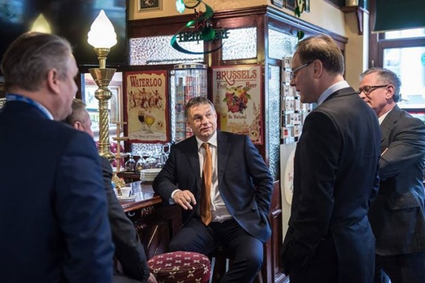 Orbán – "Kávé két tárgyalás között" (digitális technika, 620 × 412 pixel)