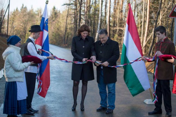 Orbán Viktor alulöltözte a szlovén kormányfőt
